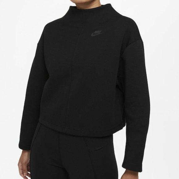 Nike Tops - Nike Sportswear Womens Tech Fleece Crewneck Sweatshirt CZ8916 New